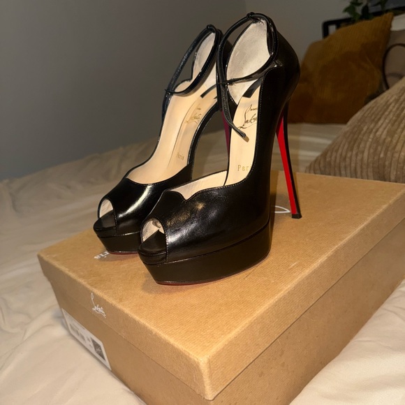 Christian Louboutin Platform Heel Pumps - Picture 5 of 11